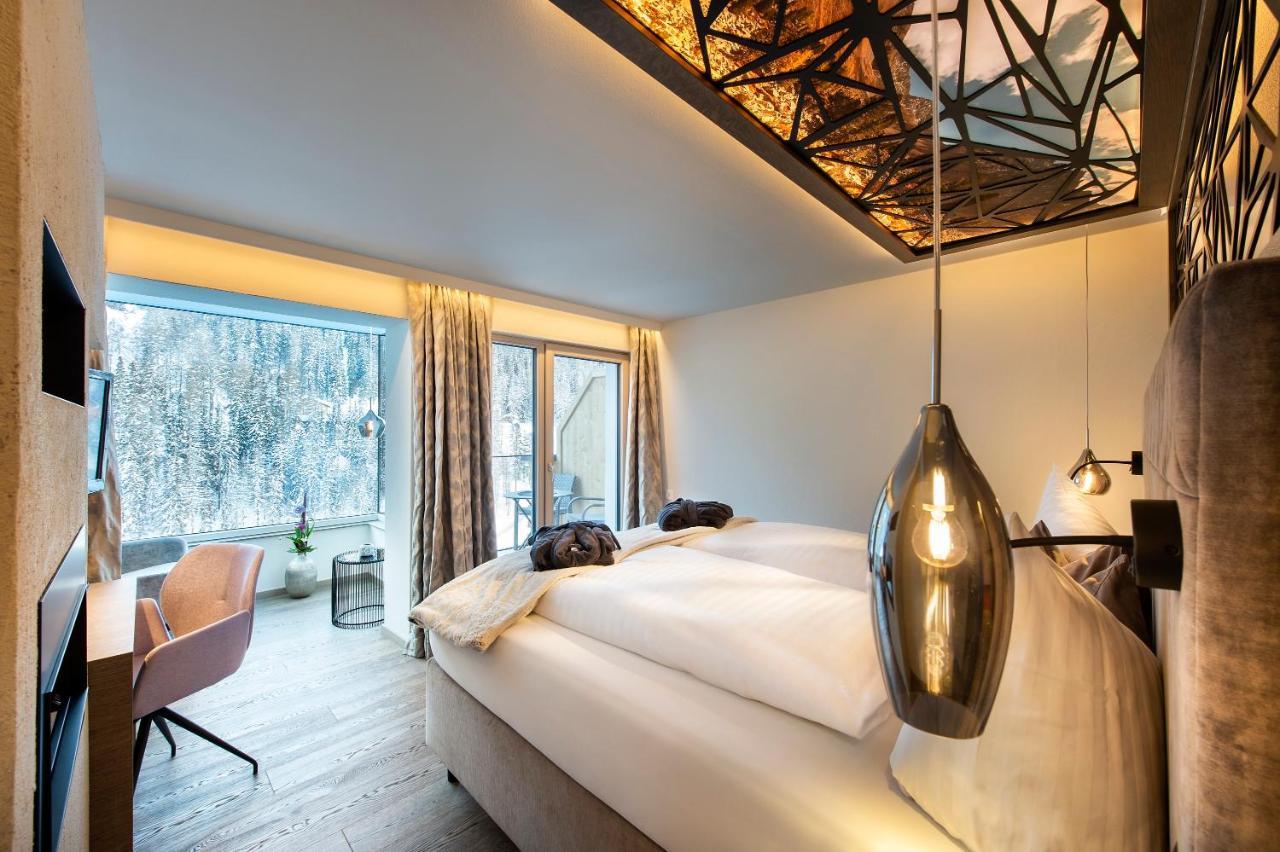 Laret Private Boutique Hotel - Adults Only Samnaun Buitenkant foto